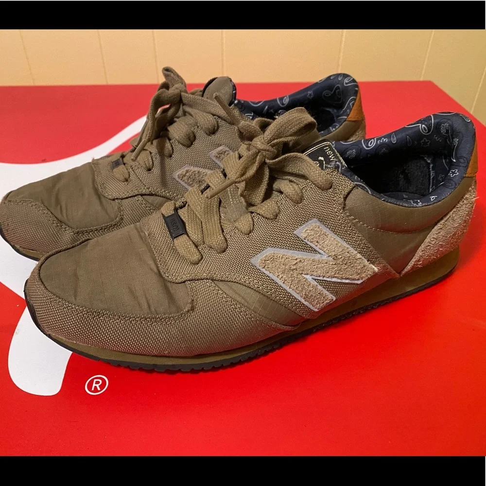 COPY - New Balance x Herschel 420 - Picture 2 of 4